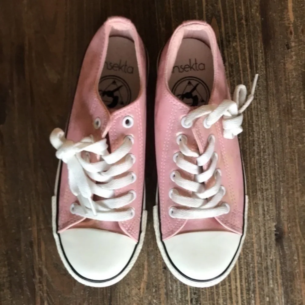 Insekta Sneakers Shine Pink New No Tag Size 5